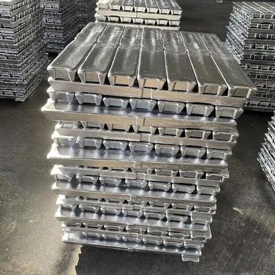 2.823g/Cc सिल्वरी व्हाइट एल्युमीनियम सिल्लियां ADC12 फेरस पिंड YZAlSi11Cu3