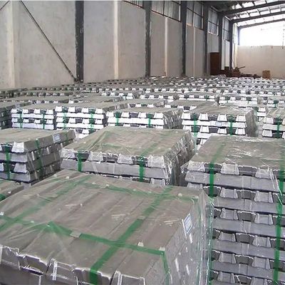 AL 3003 5454 प्राइमरी बिलेट भूल गया A7 एल्युमीनियम 99.70A Al99.50
