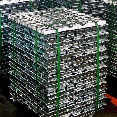 एडीसी10 उच्च ग्रेड एल्यूमीनियम इंगोट एडीसी12 99.99% ए6 ए7 ए8 ए9 निर्माण परिवहन के लिए